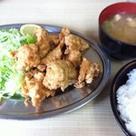 シャコ丼の店 - トリカラアゲ定食　８００円