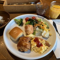 The lounge on the water - 