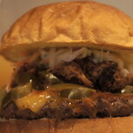 スパイシープルドポークバーガー