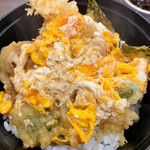 活魚料理 讃岐家 - エビ玉丼　950円税込