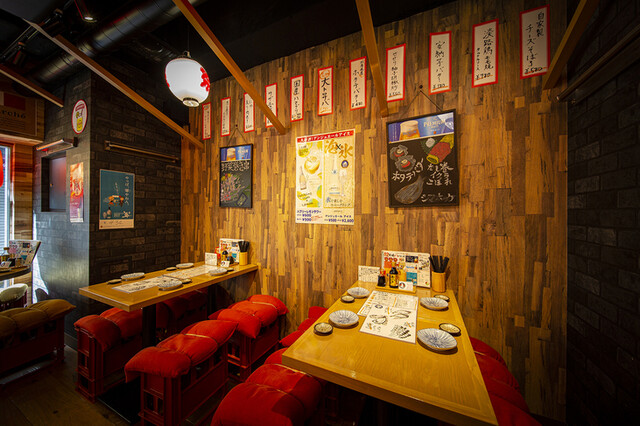 座席 ロバタヤキメン Robata Yakimen 三宮 神戸市営 居酒屋 食べログ