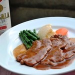 アントニオ - シチリアの伝統料理、仔牛のマルサラ酒煮！！