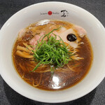 Japanese Soba Noodles 蔦 - 「醤油ラーメン」1200円