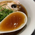 Japanese Soba Noodles 蔦 - アッサリとした旨味たっぷりのスープ