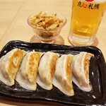 餃子とカレーザンギの店 点心札幌 - ちょい飲みセット2杯 1280円