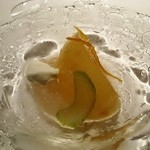 Fujiya 1935 - 桃のコンポート、ルバーブ