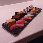 Sushi Izakaya Karakusa - 