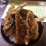 居喰処 光 - 2020/12/02
      天丼 1,000円 チャージ 100円