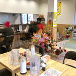 東京環七ラーメン じょっぱり - 店内