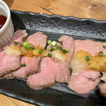 Wagyuu Motsunabe To Aburi Wagyuu Zushi Kanzen Koshitsu Izakaya Yaesuya - 