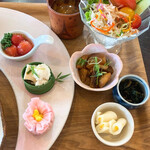 Shiawase Yukino Kafe - 