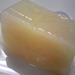 源 吉兆庵 銀座本店 - 中には白桃が丸ごと１個⁈