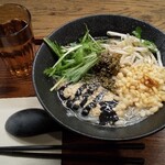 米麺食堂 by COMPHO - ゴマのフォー 税込858円