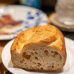 わいん食堂 Chez とし - バゲット（280円）