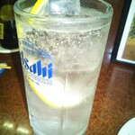 鶴亀 - チューハイ 300円(税込)(2020年11月30日撮影)