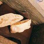 Installation Table ENSO L'asymetrie du calme - 