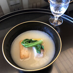 名古屋 浅田 - お椀「加賀蓮根すり流し。鱈身、揚げ海老芋」