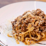 カフェ・スコーラ - 淡路牛ボロネーゼ（生パスタ使用）