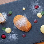 カフェ・スコーラ - 日替わりドルチェ