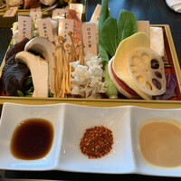 Shangri-La’s secret 表参道店 - 