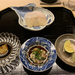 道人 - ヒラメと伊勢海老の刺身、海老味噌の醤油、かわはぎの肝ポン酢、塩など色んな食べ方ができるのは嬉しい。