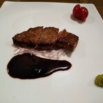 旅荘 かわぐち - ステーキ。軟らかくて肉汁もたっぷり。