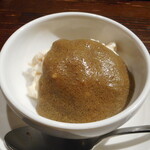 ロウホウトイ - ピータン豆腐