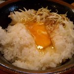 ヨーロッパ軒 - 味噌かつどんの下には生玉子が