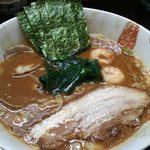 麺屋 優創 - 魚介味噌ラーメン 880円