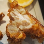 情熱うどん 荒木伝次郎 - 若鶏の唐揚げ