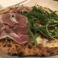 ナプレ 横浜高島屋店 - 生ハムとルッコラ&アメデオ