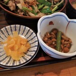 くつろぎ亭ひこべえ  - 小鉢と津見の