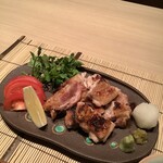 伊豆の旬 やんも - 地鶏炭火焼き