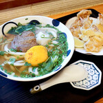 ふる里うどん  - 牛フェレ煮込みうどんと、親鳥天