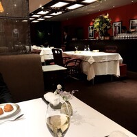 メゾン ポール・ボキューズ - 