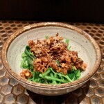 Izakayadaibutsu - 空芯菜の食べるラー油がけ