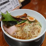 暁 製麺 - 魚介だしらぁめん