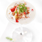 E.Bu.Ri.Ko - エノキタケと苺のプリン