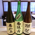 Jinkurou - 日本酒も常時２０種ほどあります