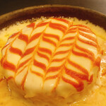 赤白 - コスパは低めですが赤ワインが進みます