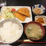 五輪食堂 - 料理写真:アジフライ定食¥650+税