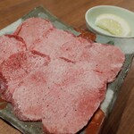 Sumibiyakiniku Meigyoku - 