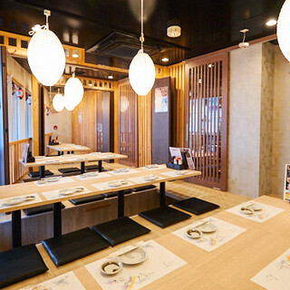 We also have a private room that can accommodate up to 40 people! A spacious and cozy Izakaya (Japanese-style bar)