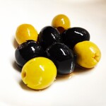 Assorted olives (green & black)