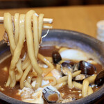 山本屋本店 - 麺リフト