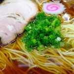 麺や 六八 - 昔ながらの醤油ラーメン　アップ