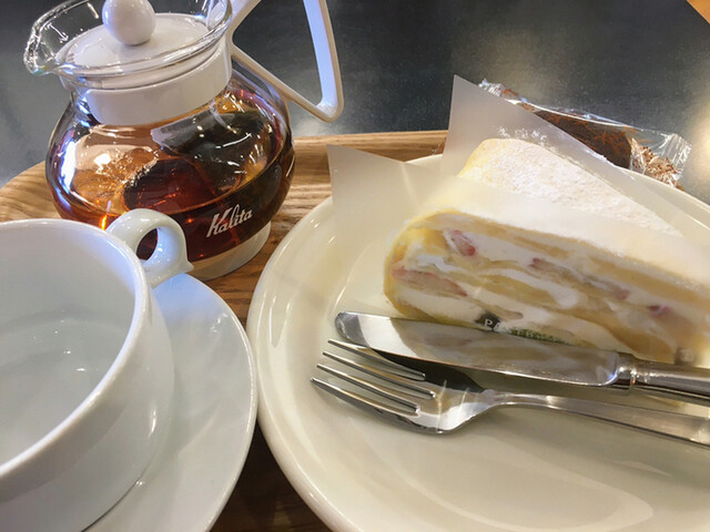 ペイストリー スナッフルス 金森洋物館店 Pastry Snaffle S 十字街 ケーキ 食べログ