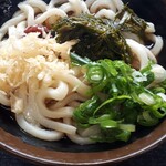 うどん屋 まつはま - 梅ながもぶっかけ(温)460分円