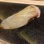 鮨 心白 - なめた鰈は握りでもいただけました