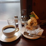 珈琲ボタン - チーズケーキパフェ